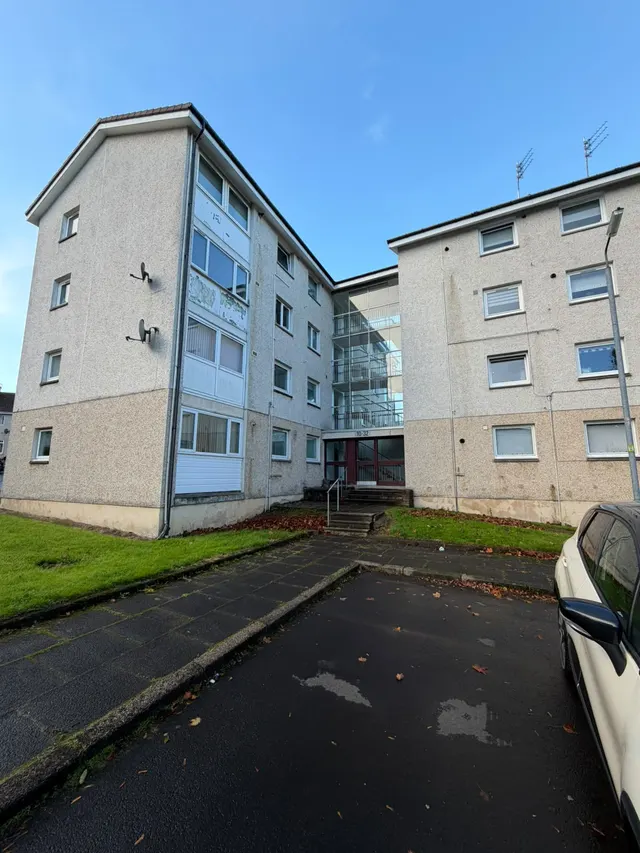 Dicks Park, East Kilbride, G75, photo 1