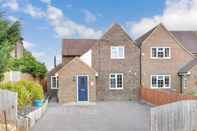 College Road, Ardingly, RH17, photo 1
