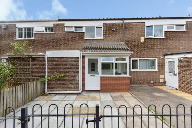 Bankside, Moseley, West Midlands, B13, photo 1