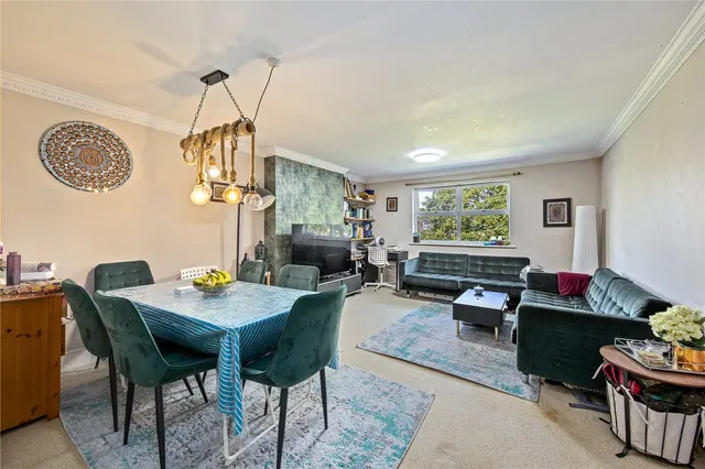 Kings Road, Richmond, TW10, photo 2
