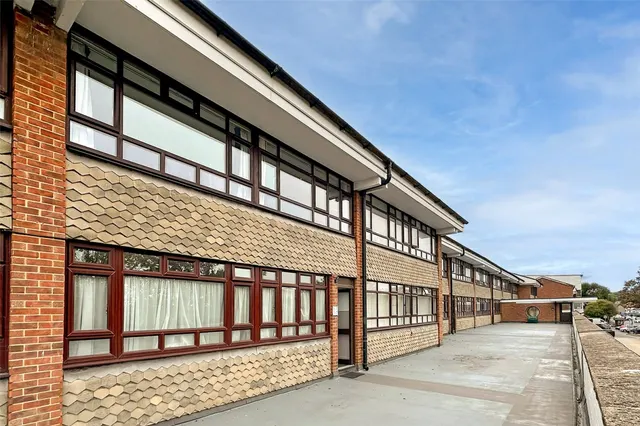 Rustington, Littlehampton, BN16, photo 1