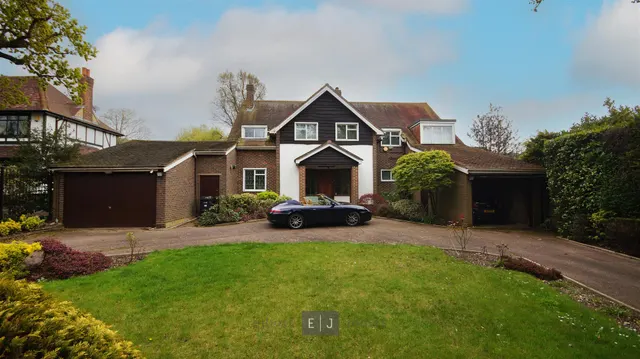 Whitehall Lane, Buckhurst Hill, IG9, photo 2