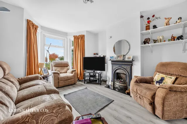 Cobden Road, London, SE25, photo 3