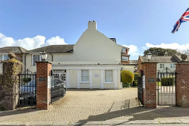 Goda Road, Littlehampton, BN17, photo 1
