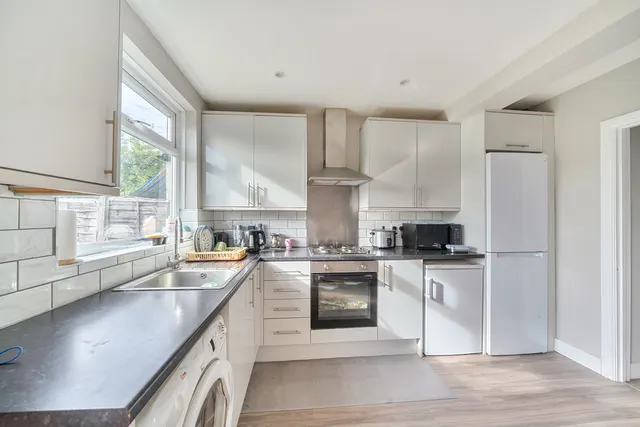 Malvern Avenue, Harrow, HA2, photo 2