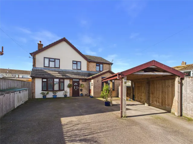 Mill Close, Trimley St. Martin, IP11, photo 2