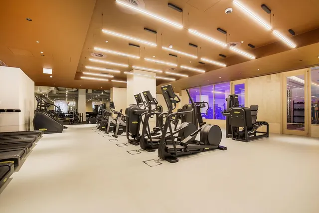 Aviator Drive, London, NW2, photo 2