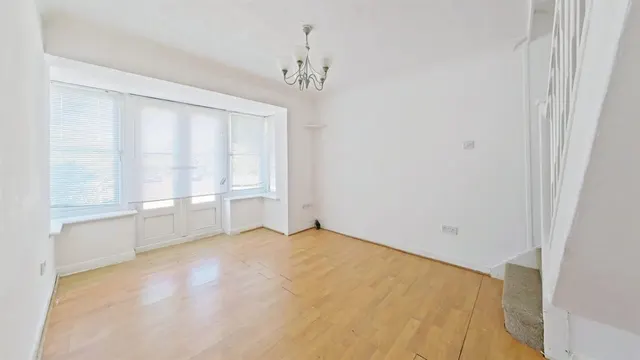 Yeates Drive, Sittingbourne, photo 1