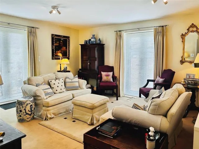 Medina View, East Cowes, PO32, photo 2