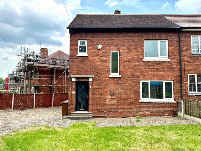 Flanshaw Road, Wakefield, West Yorkshire, WF2, photo 1