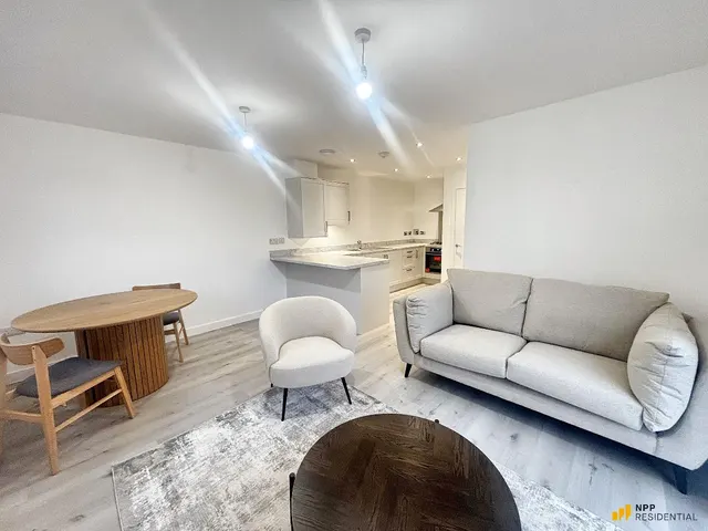 Photo 2 — Ward Drive, Prestwich, M25 1QR