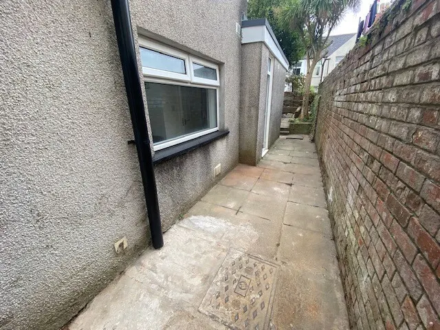 Strathnairn Street, Cardiff, CF24, photo 3