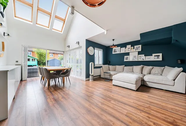 Photo 3 — Priddy Place, Redhill, RH1 2NF