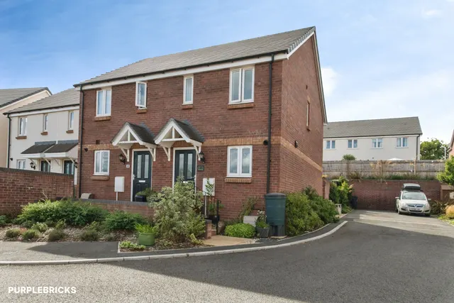 Alfred Close, Cullompton, EX15, photo 1