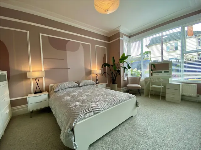 Arnewood Road, Bournemouth, BH6, photo 3