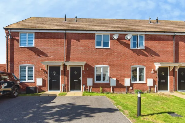 Jasmine Crescent, Holbeach, PE12, photo 1