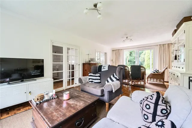 Photo 3 — Dean Close, Pyrford, Woking, GU22