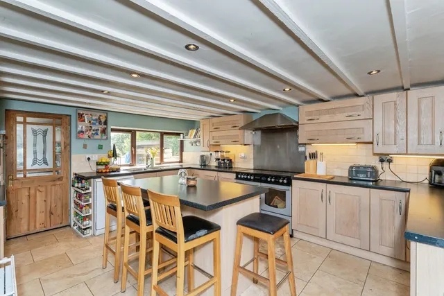 Pen-y-Maes Road, Holywell, CH8, photo 2