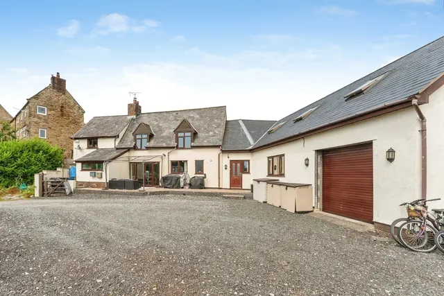 Pen-y-Maes Road, Holywell, CH8, photo 1