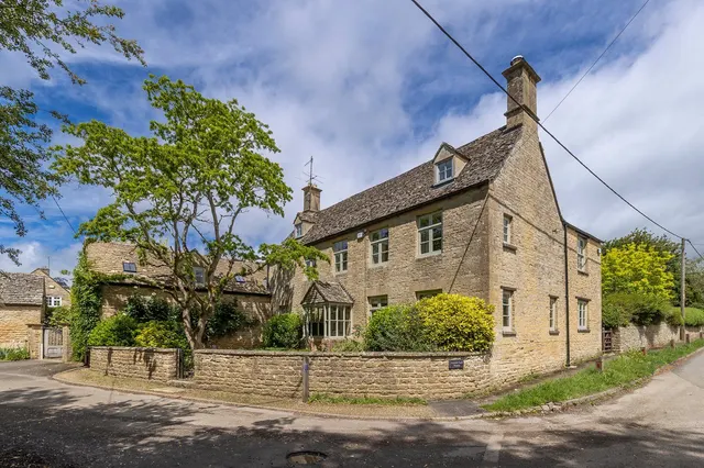 Ascott-under-Wychwood, Chipping Norton, OX7, photo 1