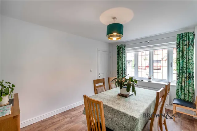 Laurel Grove, Retford, photo 3