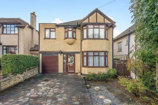 Sussex Road, Carshalton Beeches, SM5, photo 1