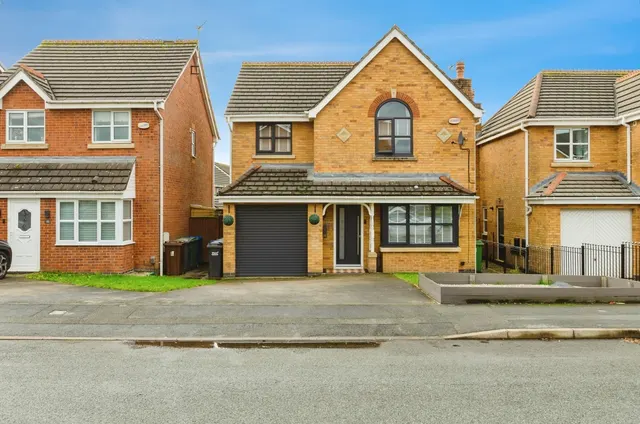 Blackberry Drive, Hindley, WN2, photo 1