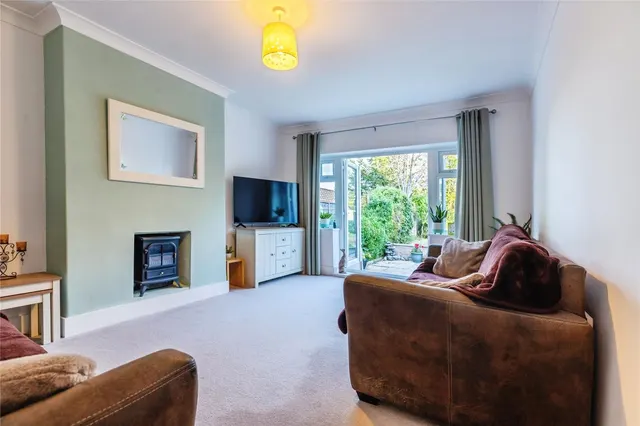 Newington Drive, Bury, BL8, photo 3