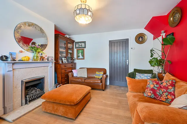 Twickenham, TW2, photo 2