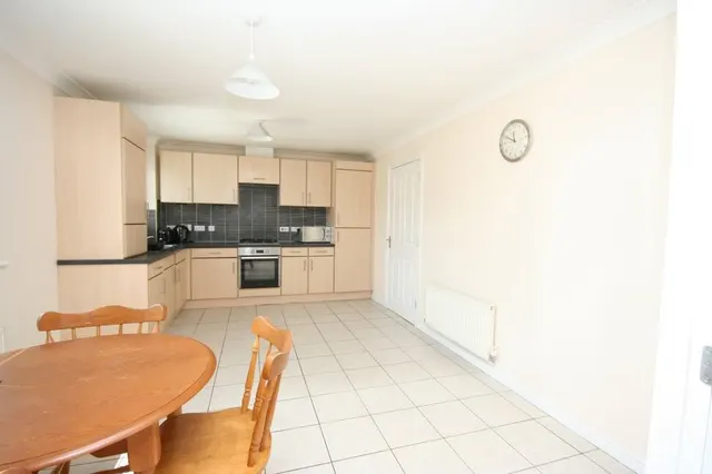 Photo 3 — Sun Gardens, Thornaby, Cleveland, TS17