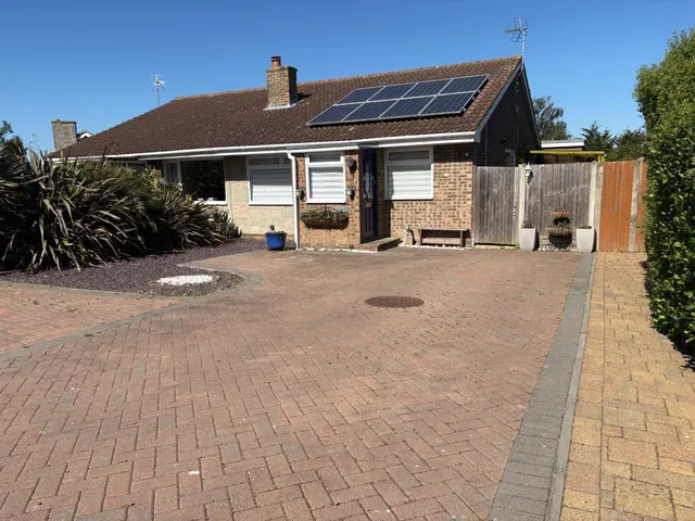 Macdonald Parade, Whitstable, CT5, photo 1