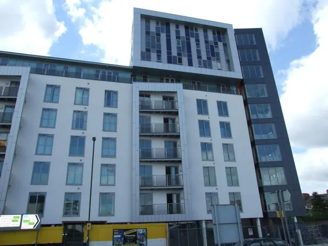 Queens Road, Nottingham, Nottinghamshire, NG2, photo 1