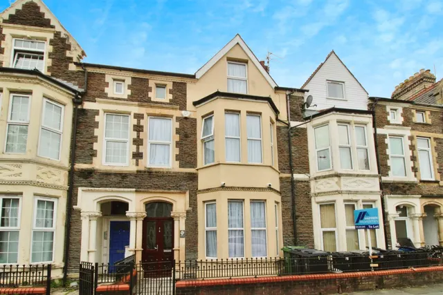 Neville Street, Cardiff, photo 1