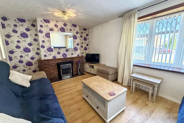 Brackendale Drive, Stockingford, CV10, photo 2