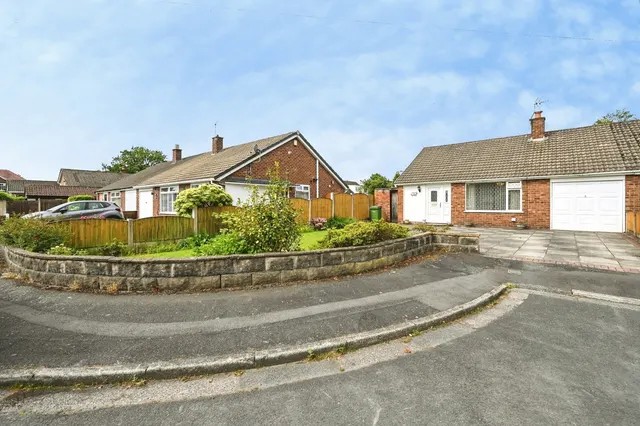 Photo 3 — Burnham Close, Penketh, Warrington, Cheshire, WA5