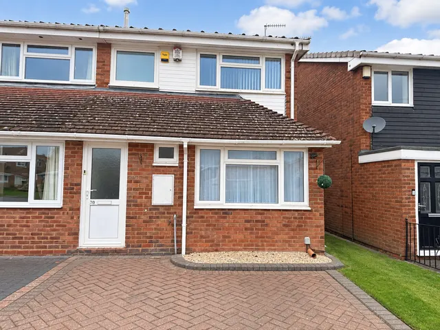 Pinewood Drive, Birmingham, B32, photo 1