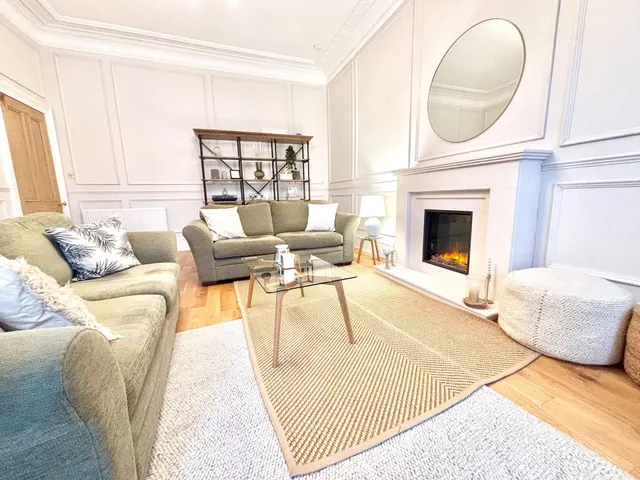 Marywood Square, Strathbungo, G41, photo 3