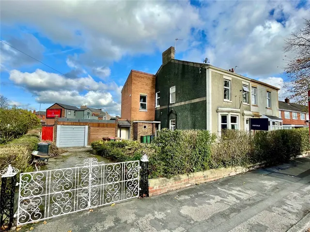 Waterloo Road, Ashton-on-Ribble, PR2, photo 1