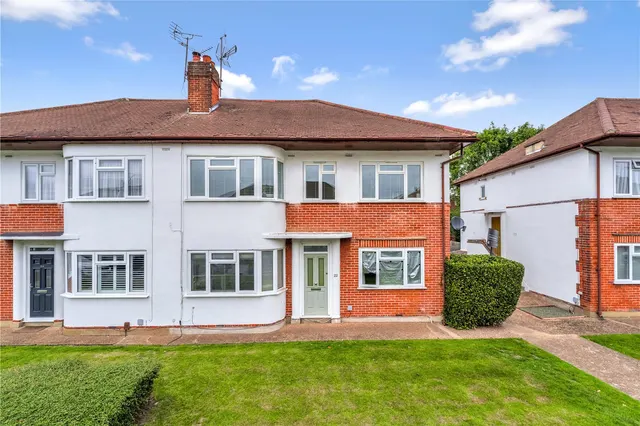 Fulwood Gardens, Twickenham, TW1 1EN, photo 1