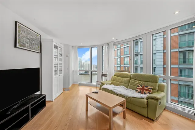 Fairmont Avenue, London, E14, photo 2