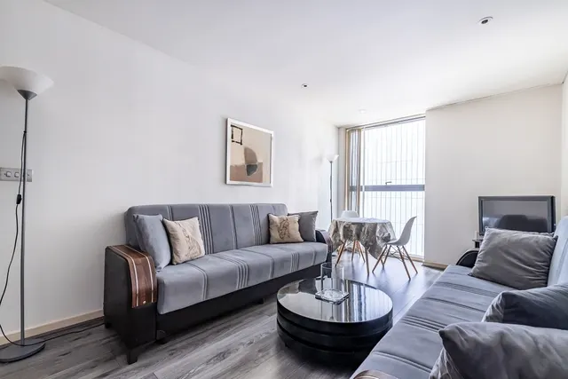 Hermitage Street, Paddington, W2, photo 1