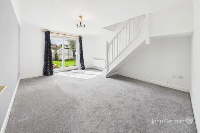 Ashbrook Close, Uttoxeter, photo 2
