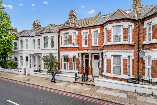 Elspeth Road, London, SW11, photo 1