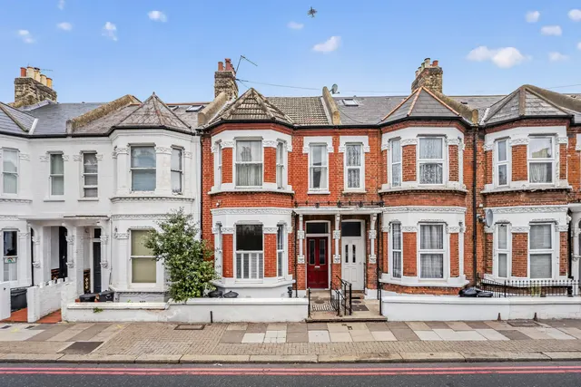 Elspeth Road, London, SW11, photo 1