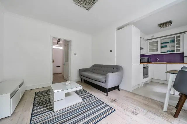 Grimshaw Close, London, N6, photo 2