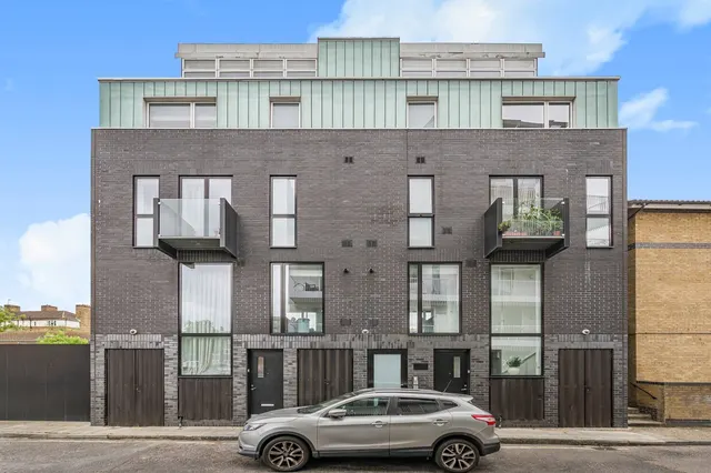 Long Walk, London, SE1, photo 1