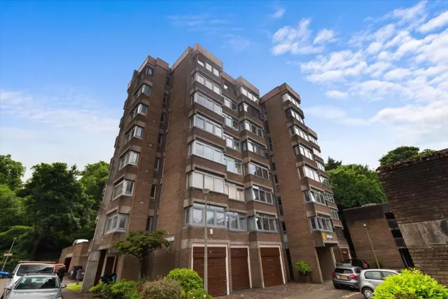 63 Lethington Tower, photo 1
