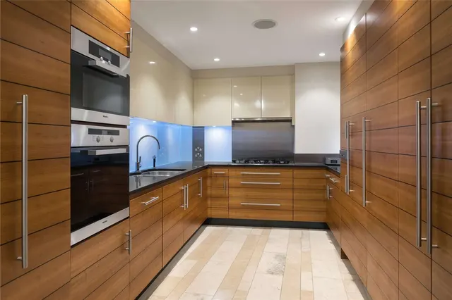 Photo 2 — Lancelot Place, London, SW7 1DR