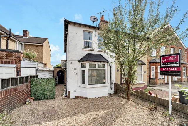 Hatton Road, Feltham, photo 1