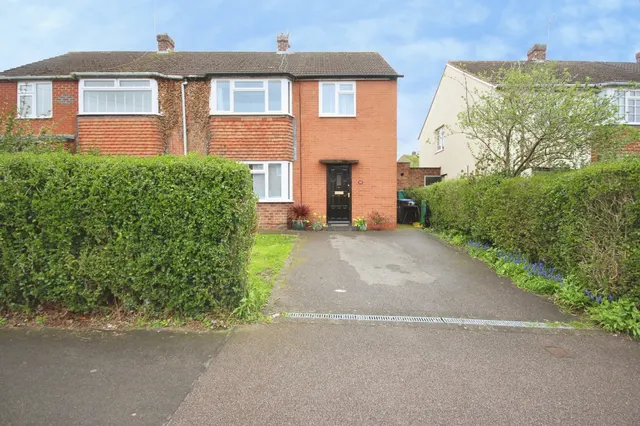 St. Margarets Road, Leamington Spa, photo 1